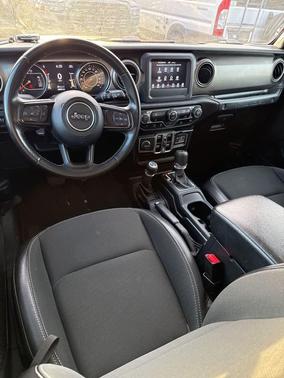 Black Clearcoat 2020 Jeep Wrangler Unlimited Freedom 4x4