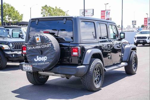 Black Clearcoat 2020 Jeep Wrangler Unlimited Freedom 4x4