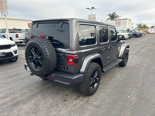 2020 Jeep Wrangler Unlimited Sahara