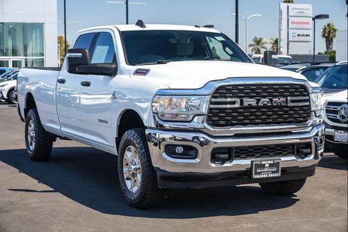 2023 RAM 2500 Big Horn Crew Cab 4x4 8' Box