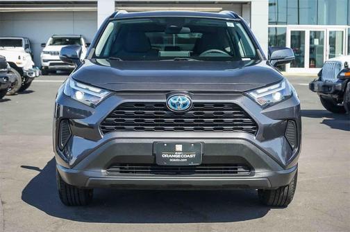 2022 Toyota RAV4 Hybrid XLE