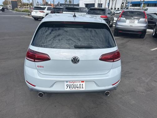 2020 Volkswagen Golf GTI 2.0T SE DSG