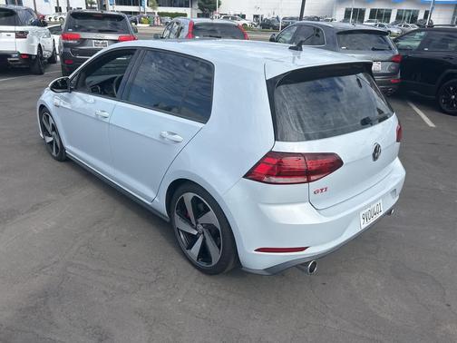 2020 Volkswagen Golf GTI 2.0T SE DSG