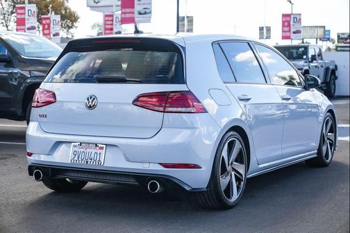 2020 Volkswagen Golf GTI 2.0T SE DSG