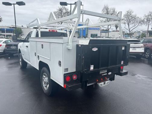 2022 RAM 2500 Tradesman Regular Cab 4x4 8' Box