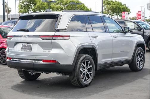 2025 Jeep Grand Cherokee Limited X