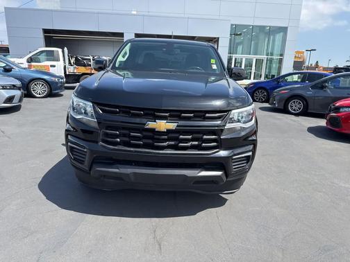 Black 2022 Chevrolet Colorado LT