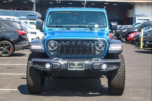 2025 Jeep Wrangler Willys