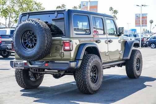 2025 Jeep Wrangler 4xe Willys