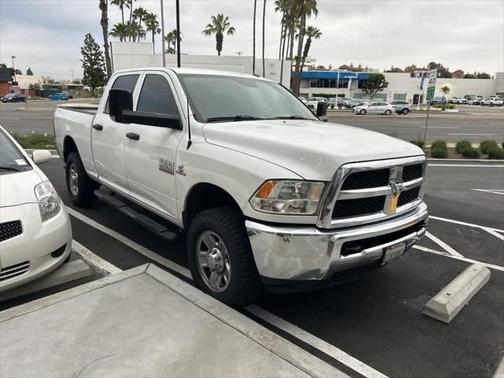 2017 RAM 2500 Tradesman Crew Cab 4x4 6'4' Box