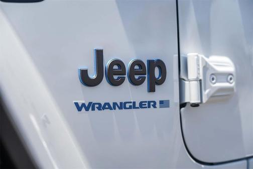 2025 Jeep Wrangler 4xe Base