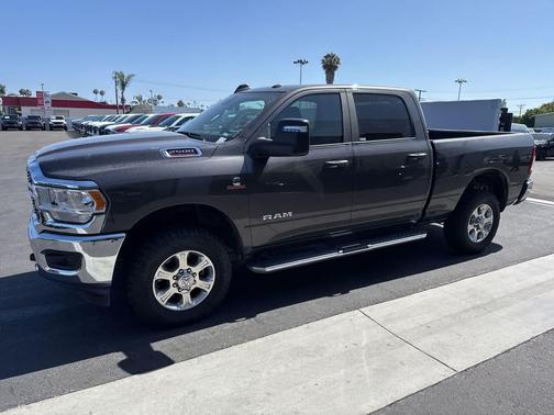 Granite Crystal Metallic Clearcoat 2024 RAM 2500 Big Horn Crew Cab 4x4 6'4' Box