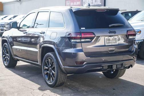 2017 Jeep Grand Cherokee Altitude
