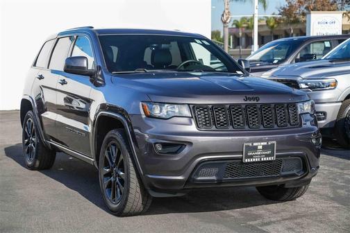2017 Jeep Grand Cherokee Altitude