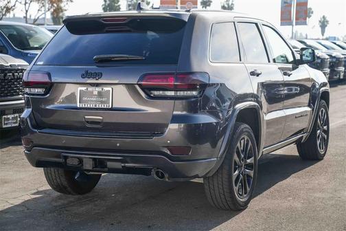 2017 Jeep Grand Cherokee Altitude