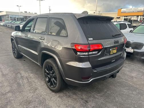 2017 Jeep Grand Cherokee Altitude