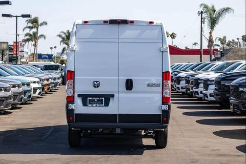 Bright White Clearcoat 2026 RAM ProMaster 2500 High Roof