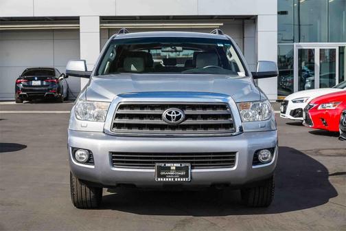 2015 Toyota Sequoia SR5