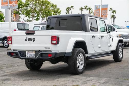 2021 Jeep Gladiator Sport S