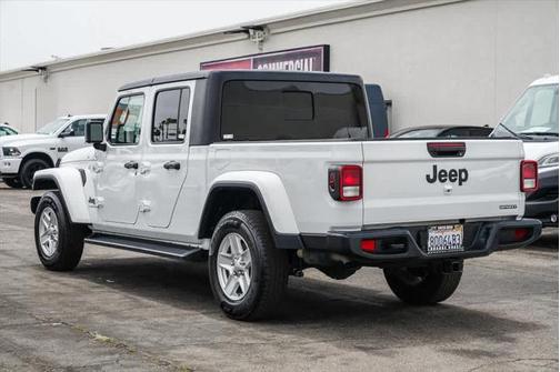 2021 Jeep Gladiator Sport S