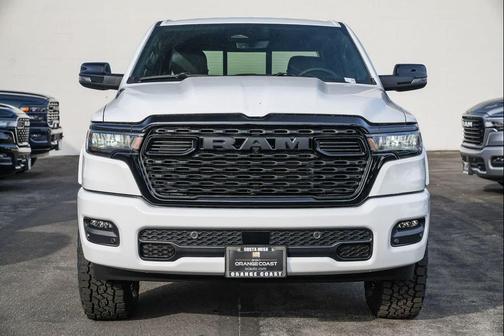 Bright White Clearcoat 2026 RAM 1500 Big Horn/Lone Star