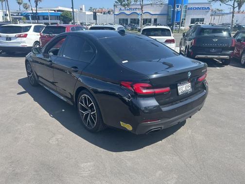 Black Sapphire Metallic 2022 BMW 530e Base