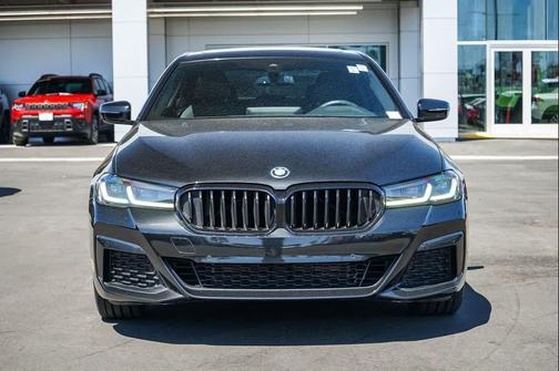 Black Sapphire Metallic 2022 BMW 530e Base
