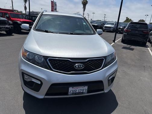 Bright Silver 2012 Kia Sorento SX