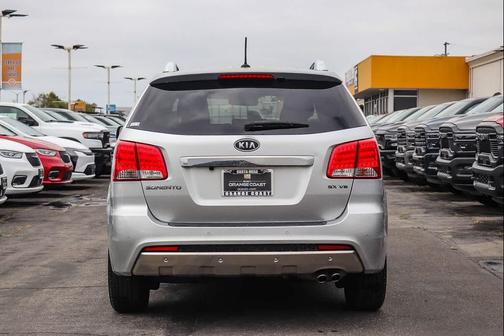 Bright Silver 2012 Kia Sorento SX