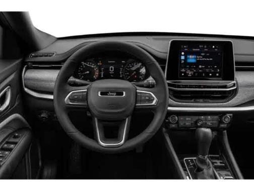 Diamond Black Crystal Pearlcoat 2026 Jeep Compass Latitude