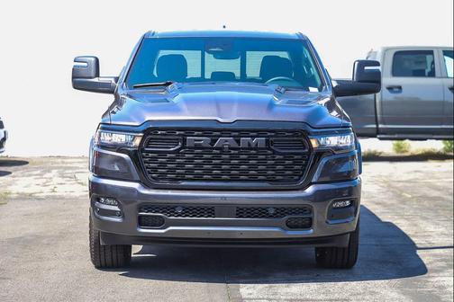 Granite Crystal Metallic Clearcoat 2026 RAM 1500 Big Horn/Lone Star