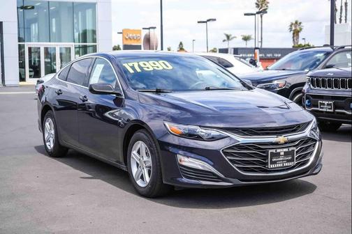 Dark Ash Metallic 2023 Chevrolet Malibu 1LS