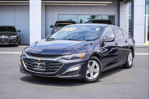 Dark Ash Metallic 2023 Chevrolet Malibu 1LS