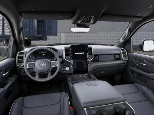 Ivory White Tri-Coat Pearlcoat 2026 RAM 1500 Laramie