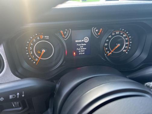 2025 Jeep Gladiator Sport S