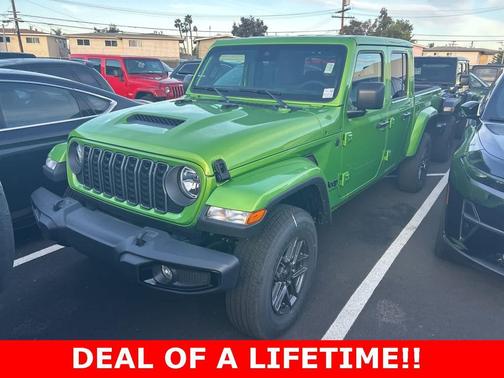 2025 Jeep Gladiator Sport S