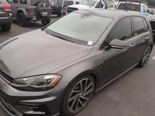 2018 Volkswagen Golf R 2.0T DSG
