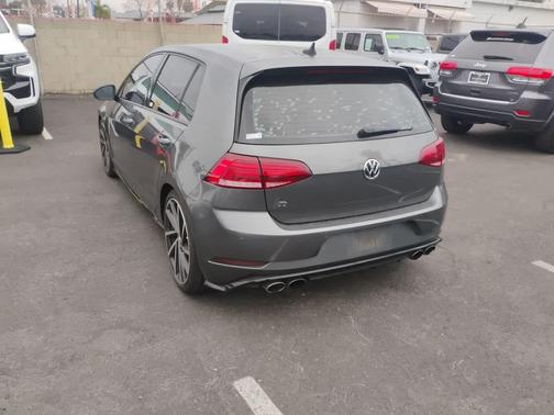 2018 Volkswagen Golf R 2.0T DSG