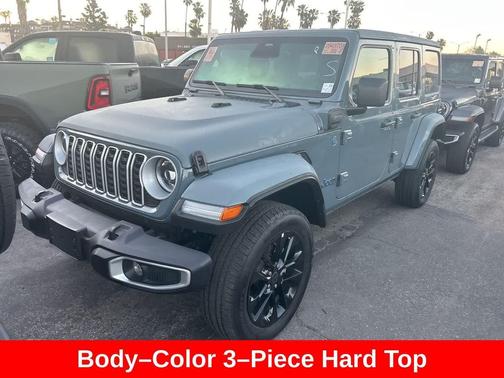 2025 Jeep Wrangler 4xe Sahara