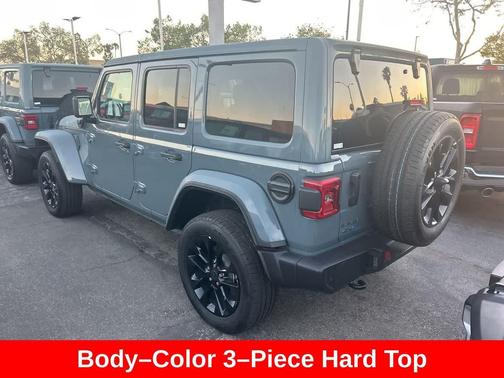 2025 Jeep Wrangler 4xe Sahara