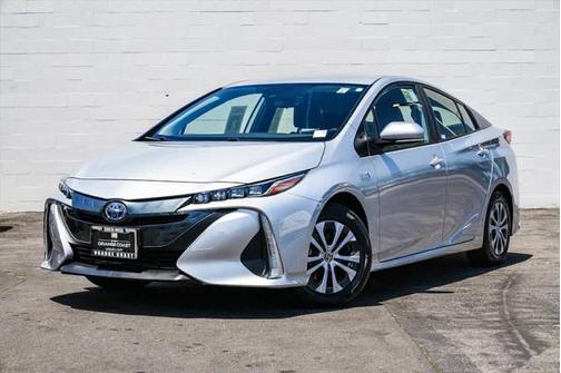 2022 Toyota Prius Prime XLE