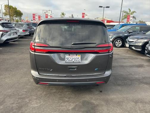 2022 Chrysler Pacifica Hybrid Limited