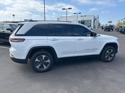 2023 Jeep Grand Cherokee 4xe Base