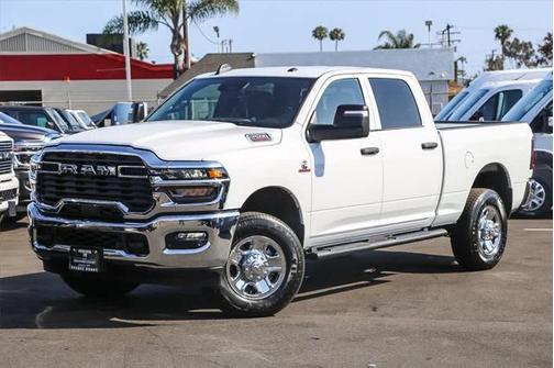 2025 RAM 2500 Tradesman Crew Cab 4x4 6'4' Box