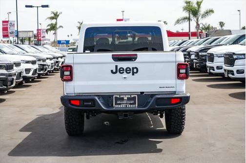 2025 Jeep Gladiator Big Bear