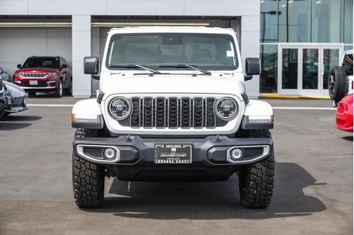 2025 Jeep Gladiator Big Bear
