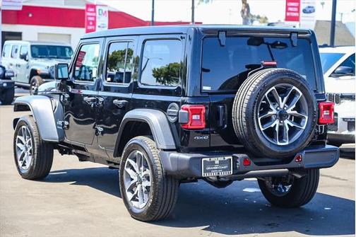 2025 Jeep Wrangler 4xe Sport S