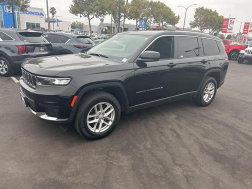 2022 Jeep Grand Cherokee L Laredo