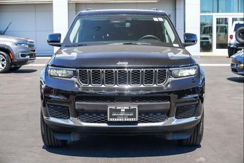 2022 Jeep Grand Cherokee L Laredo