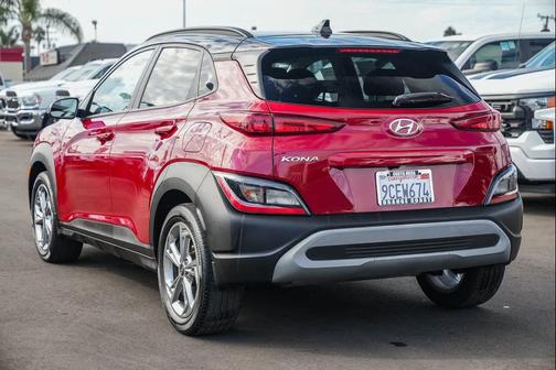 2023 Hyundai KONA SEL